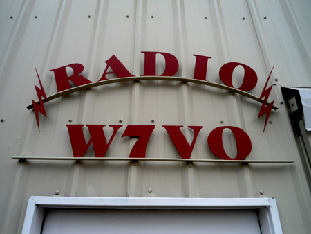 Radio W7VO Sign